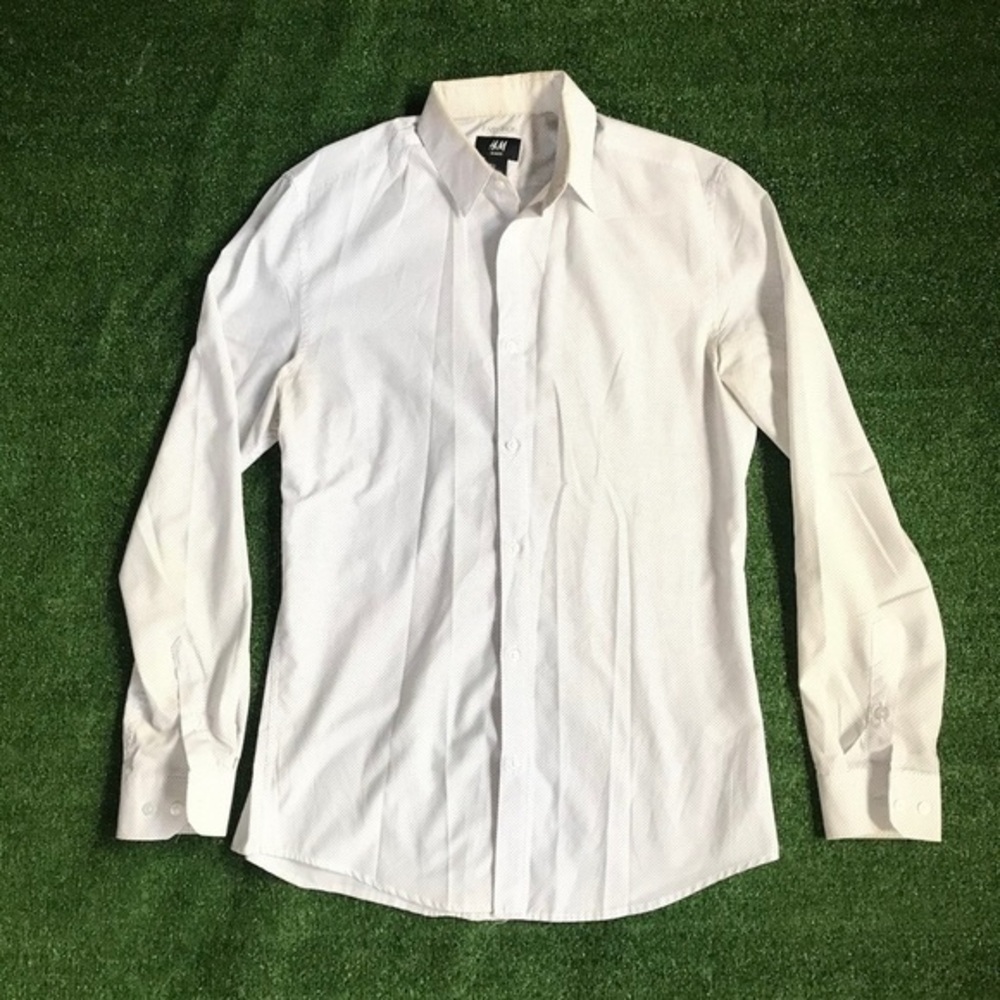 H&M Slim Fit Dotted Button Up